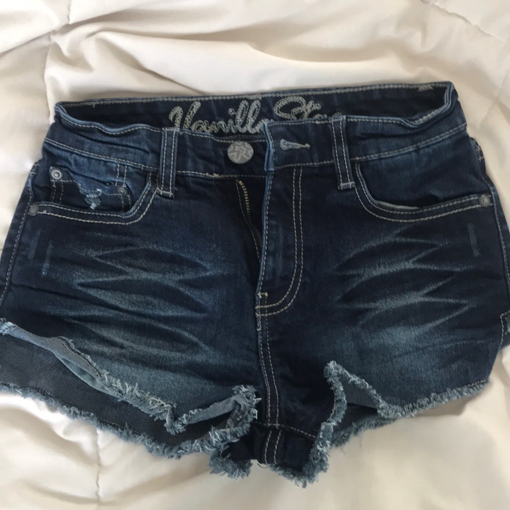 Vanilla Star darker washed Jean shorts